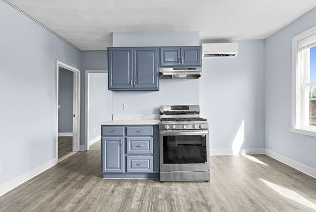 226 Atwells Avenue 3, Providence, RI 02903