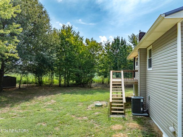 145 Helms Drive, Madisonville, TN 37354