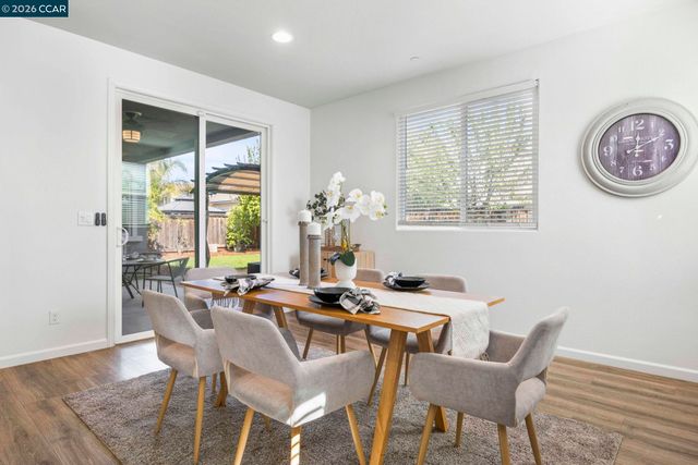 951 Dainty Ave, Brentwood, CA 94513