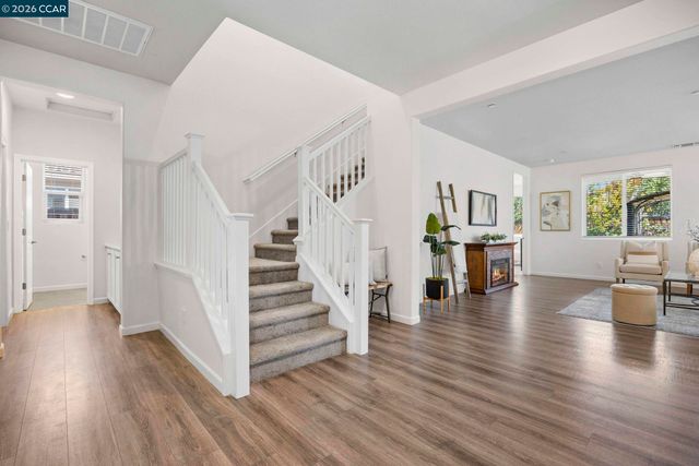 951 Dainty Ave, Brentwood, CA 94513