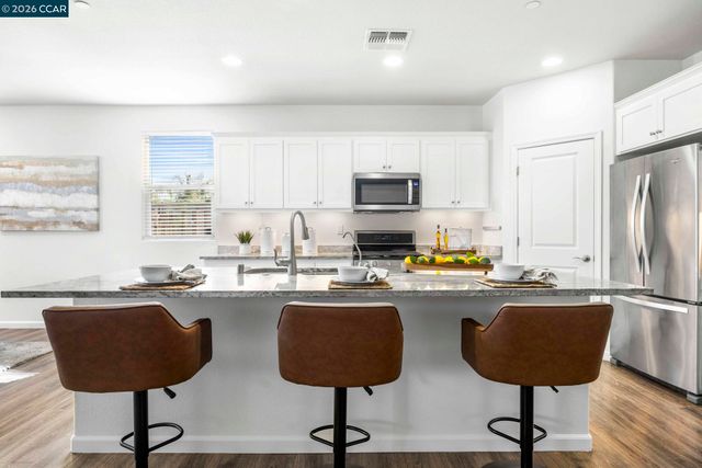 951 Dainty Ave, Brentwood, CA 94513