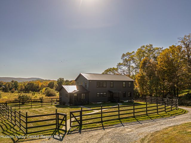 106 Station Road, Salisbury Mills, NY 12577