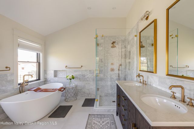 106 Station Road, Salisbury Mills, NY 12577