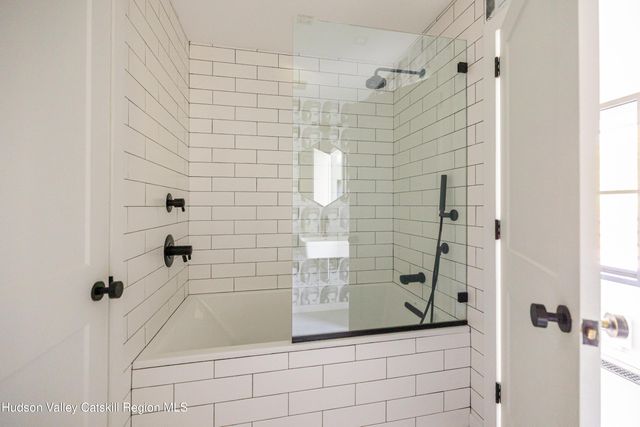 106 Station Road, Salisbury Mills, NY 12577