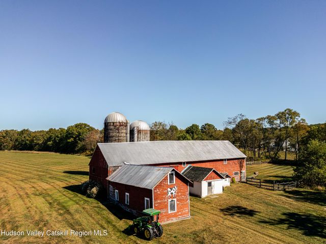 106 Station Road, Salisbury Mills, NY 12577