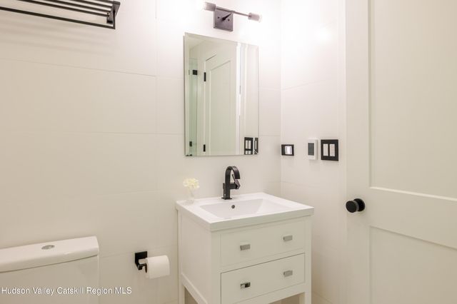 106 Station Road, Salisbury Mills, NY 12577