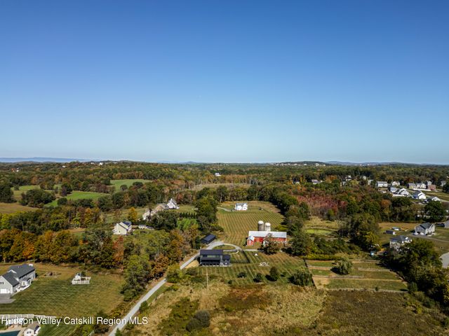 106 Station Road, Salisbury Mills, NY 12577