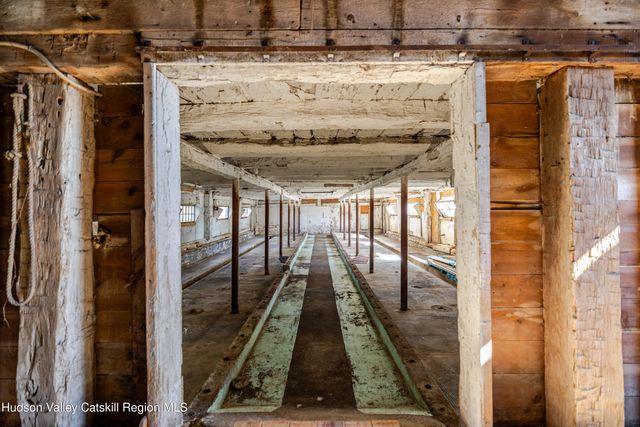 106 Station Road, Salisbury Mills, NY 12577