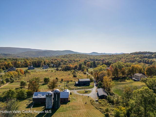 106 Station Road, Salisbury Mills, NY 12577