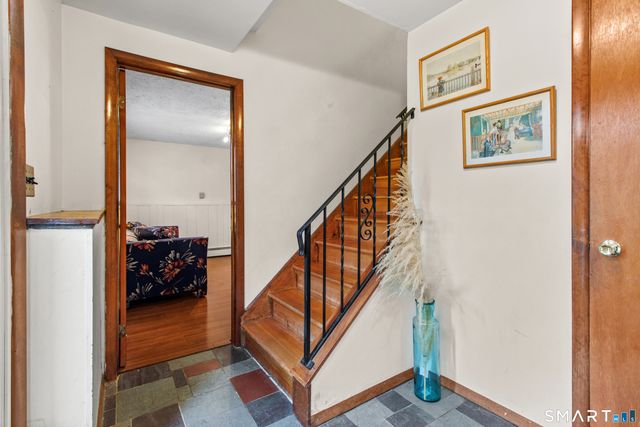 16 Possum Lane, Norwalk, CT 06854