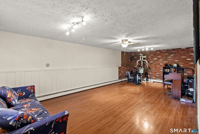 16 Possum Lane, Norwalk, CT 06854