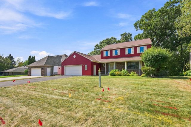 3017 Standridge Place, Maplewood, MN 55109