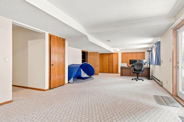 3017 Standridge Place, Maplewood, MN 55109