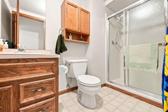 3017 Standridge Place, Maplewood, MN 55109