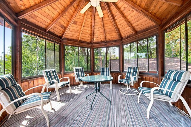 3017 Standridge Place, Maplewood, MN 55109