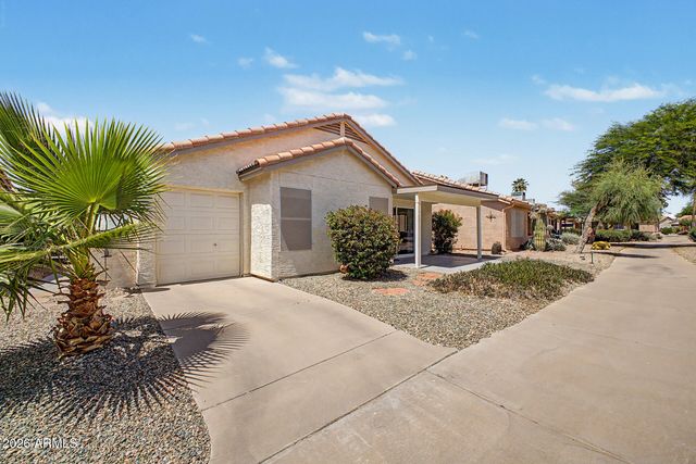 1803 E PALM BEACH Drive, Chandler, AZ 85249