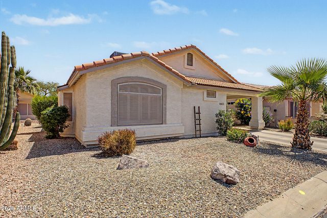 1803 E PALM BEACH Drive, Chandler, AZ 85249