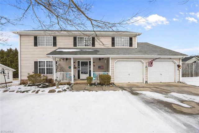 3913 Colony Ridge Court, Jamestown, NC 27282