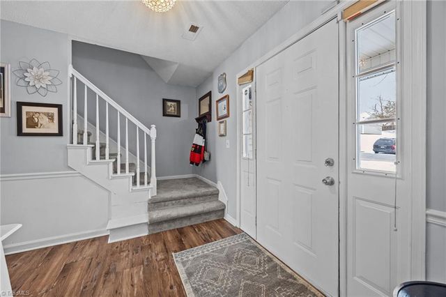 3913 Colony Ridge Court, Jamestown, NC 27282