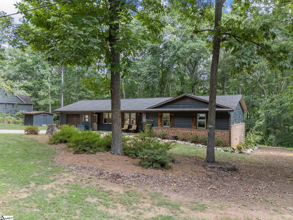 305 Dill Circle, Landrum, SC 29356