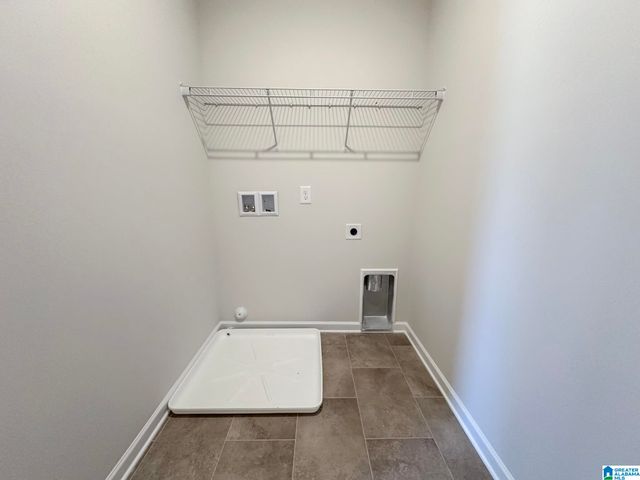 9352 BRUNSWICK AVENUE, Kimberly, AL 35091