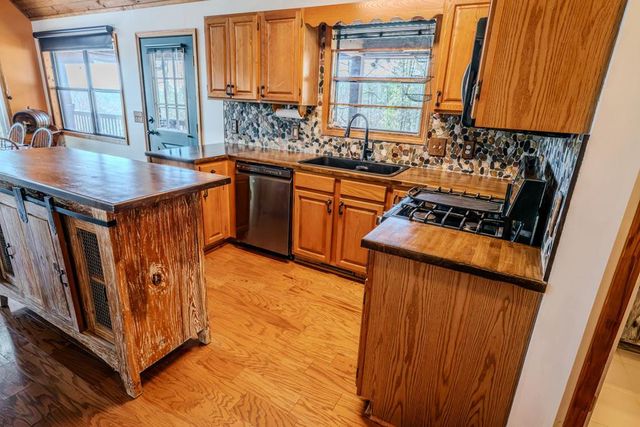 88 Meadowlark Terrace, Murphy, NC 28906