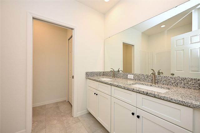1013 N BRUNNELL PARKWAY, Lakeland, FL 33805