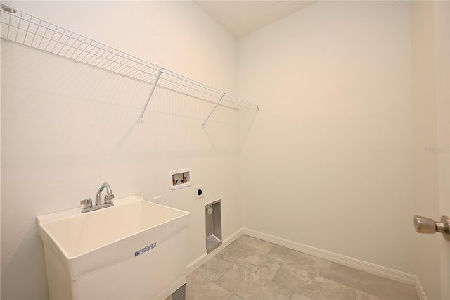 1013 N BRUNNELL PARKWAY, Lakeland, FL 33805