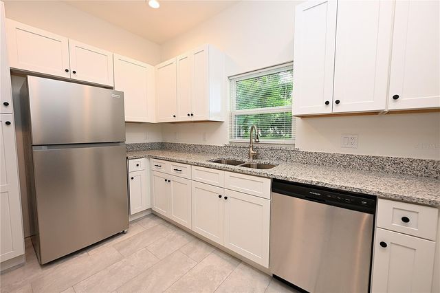 1013 N BRUNNELL PARKWAY, Lakeland, FL 33805