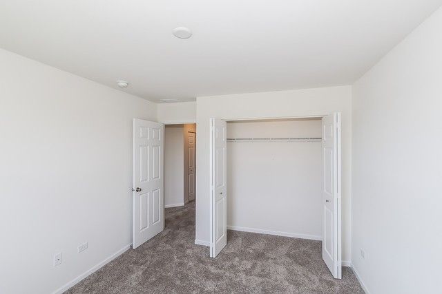 4185 Irving Road, Aurora, IL 60504