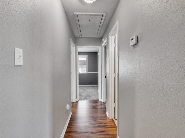 2410 Sherwood Hollow Lane, Houston, TX 77339