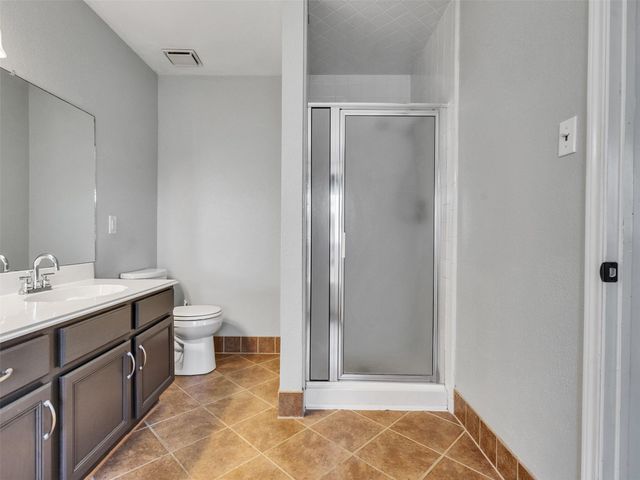 2410 Sherwood Hollow Lane, Houston, TX 77339