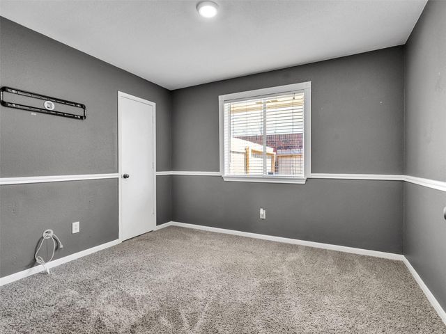 2410 Sherwood Hollow Lane, Houston, TX 77339