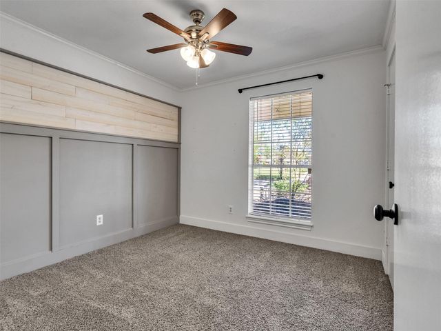 2410 Sherwood Hollow Lane, Houston, TX 77339