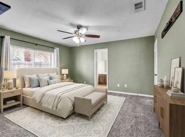 2410 Sherwood Hollow Lane, Houston, TX 77339