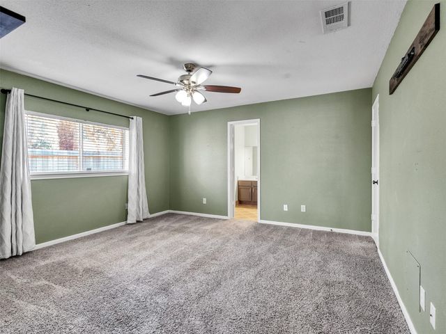 2410 Sherwood Hollow Lane, Houston, TX 77339