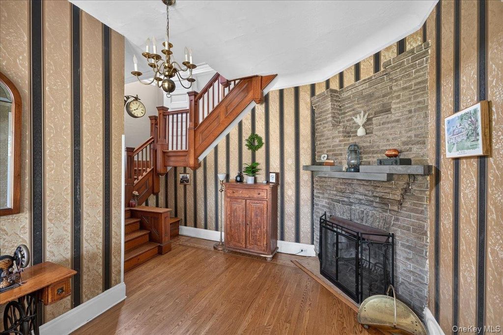 258 N Ocean Avenue, Patchogue, NY 11772 — photo 3