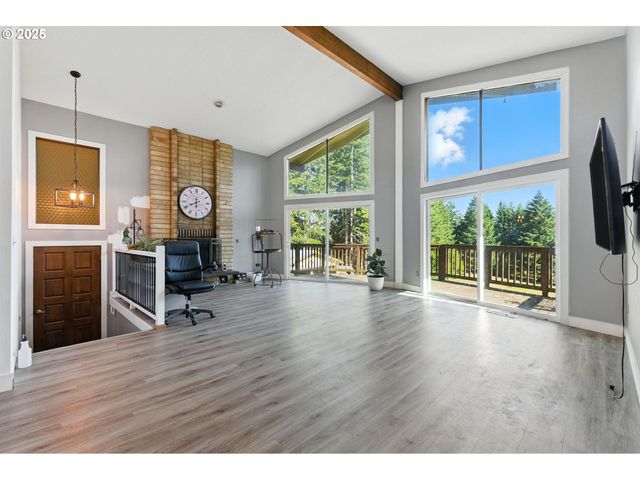 25422 S LAURA Ln, Estacada, OR 97023