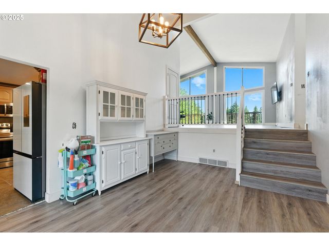 25422 S LAURA Ln, Estacada, OR 97023