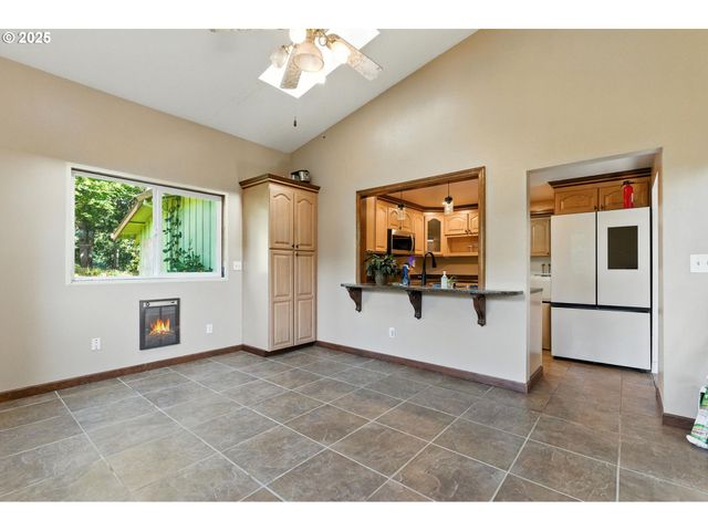 25422 S LAURA Ln, Estacada, OR 97023