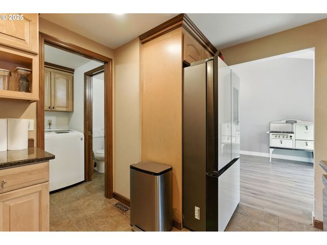 25422 S LAURA Ln, Estacada, OR 97023