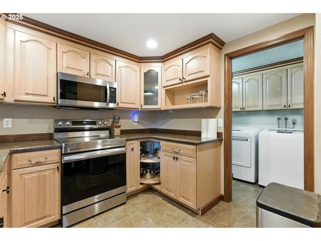 25422 S LAURA Ln, Estacada, OR 97023