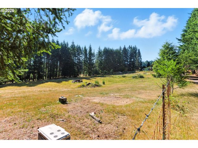 25422 S LAURA Ln, Estacada, OR 97023