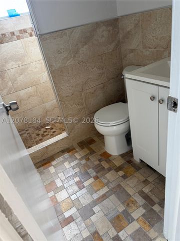 166 W 8th St 1, Hialeah, FL 33010