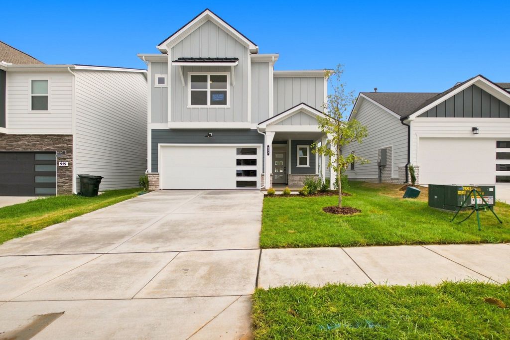 933 Brooklyn Crossing Road, Gallatin, TN 37066