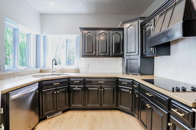 7235 S Lodge Road, Bloomington, IN 47403