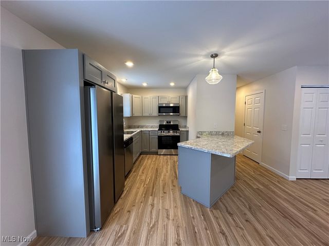 728 Wilkinson Avenue, Youngstown, OH 44509