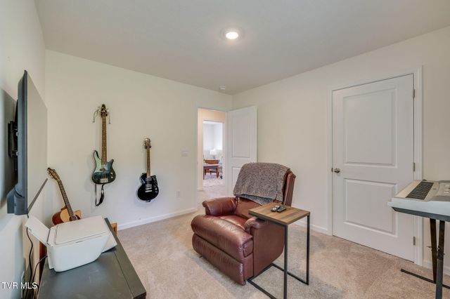 1035 Tomahawk Terrace, Johnson City, TN 37604
