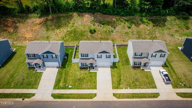1035 Tomahawk Terrace, Johnson City, TN 37604