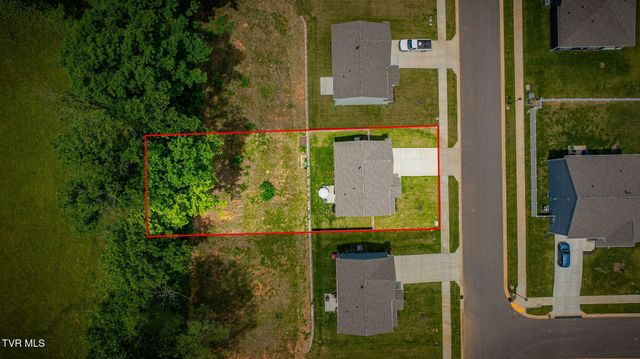 1035 Tomahawk Terrace, Johnson City, TN 37604